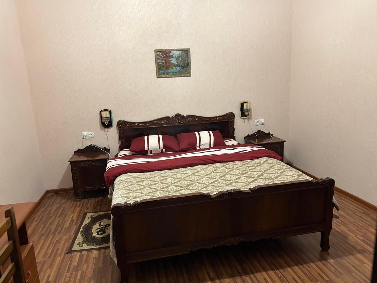Guest House Medea Kutaiszi Kültér fotó