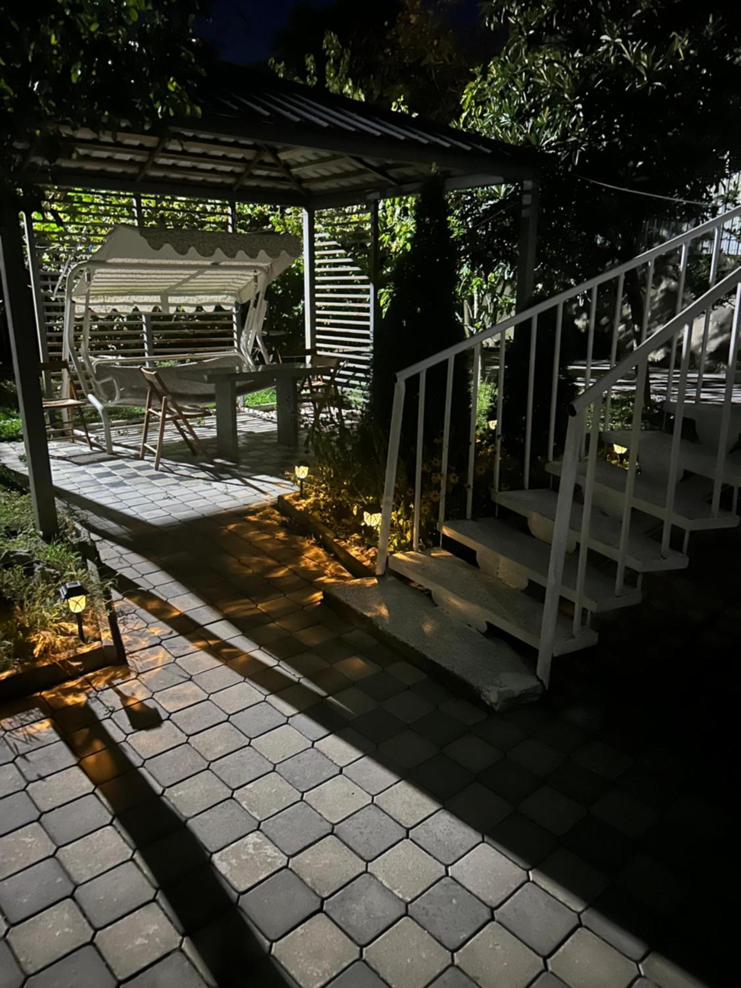 Guest House Medea Kutaiszi Kültér fotó