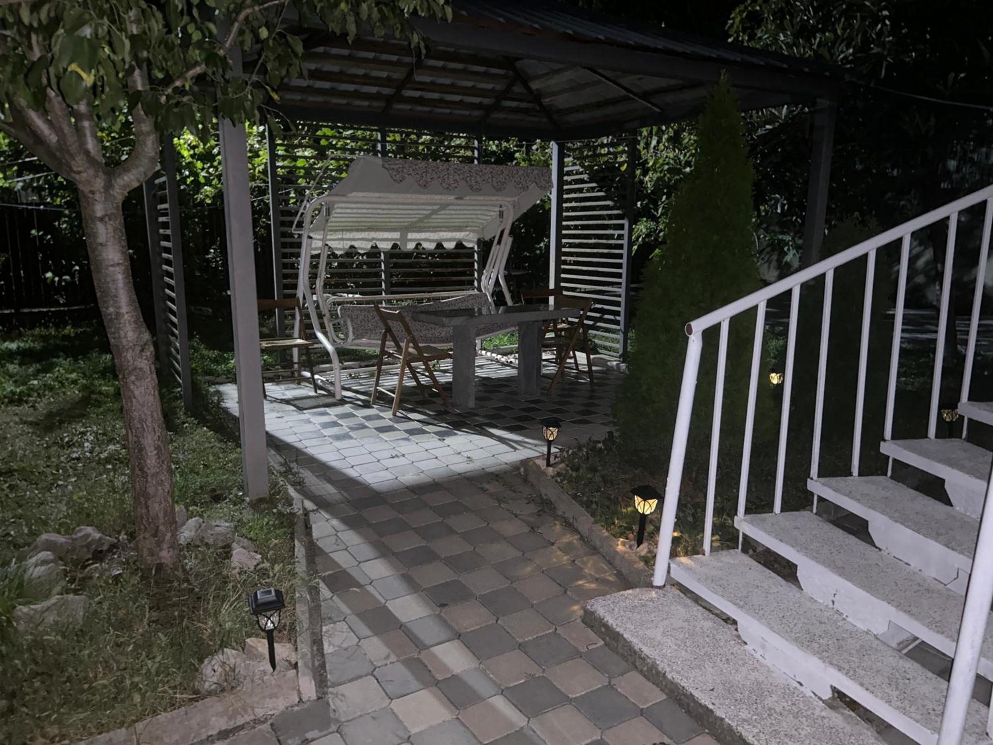 Guest House Medea Kutaiszi Kültér fotó