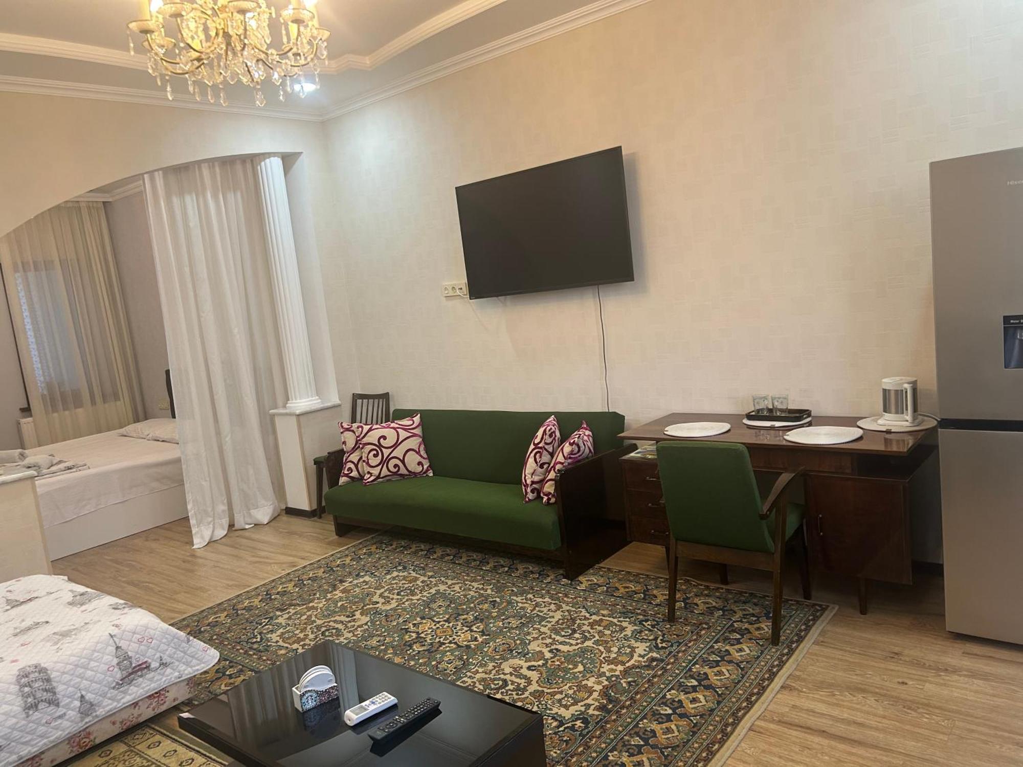 Guest House Medea Kutaiszi Kültér fotó