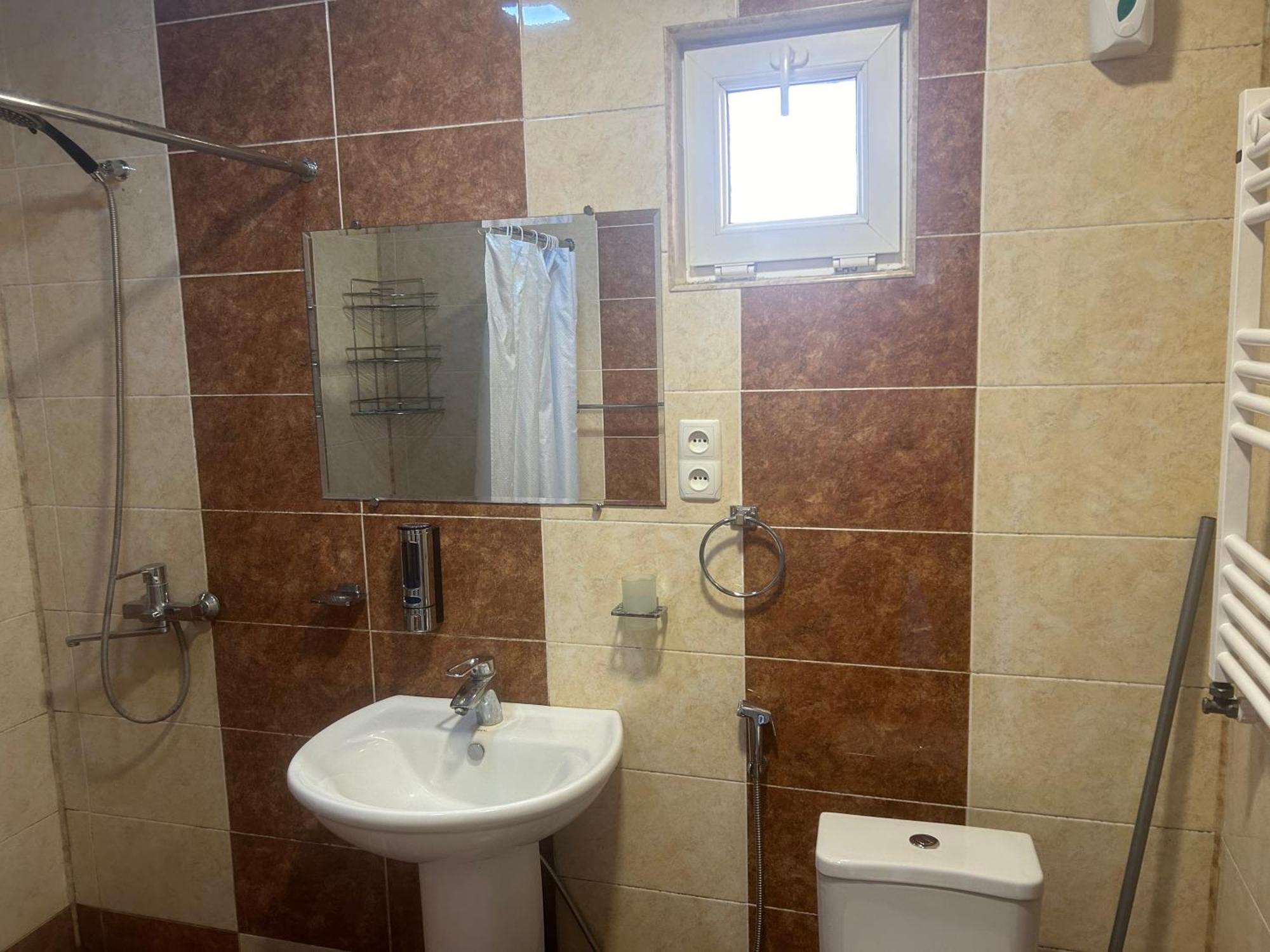 Guest House Medea Kutaiszi Kültér fotó